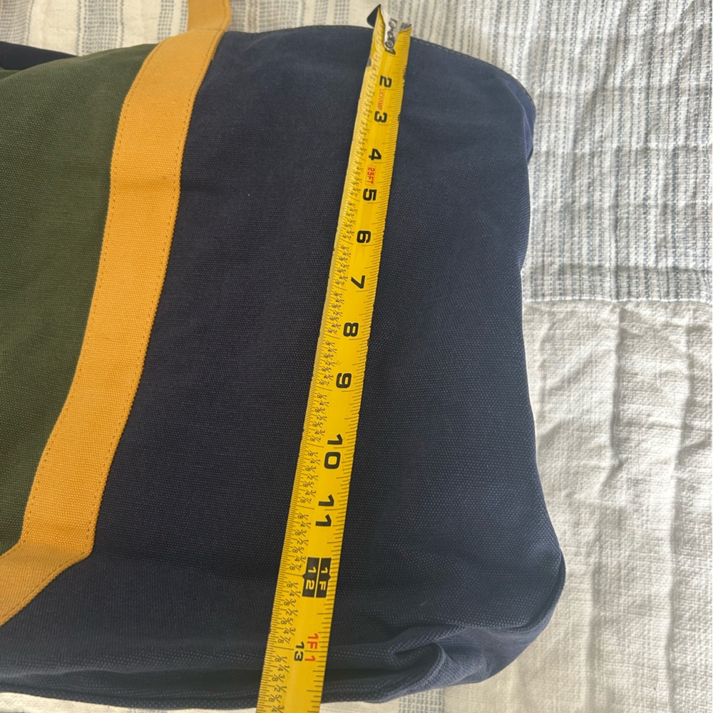 New Vineyard Vines oversized varsity tote - Picture 12 of 12